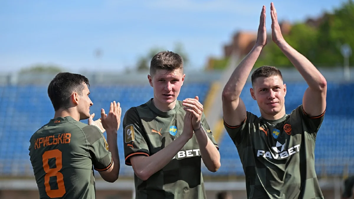 Микола Матвієнко (праворуч) / ФК Шахтар