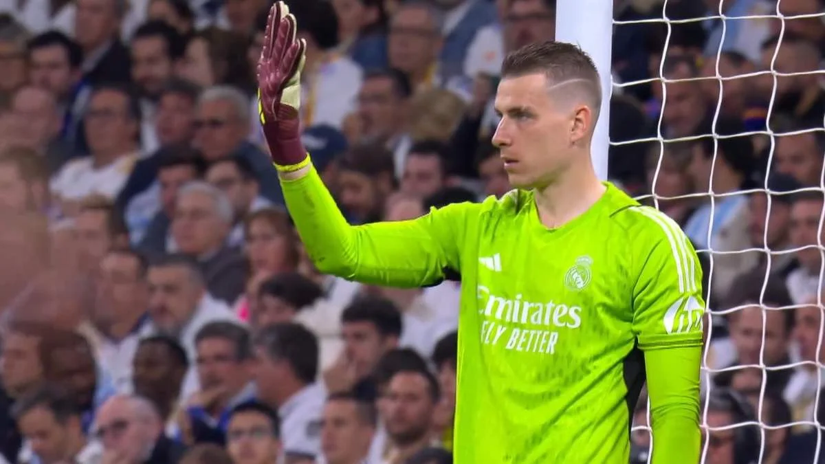 Андрей Лунин / Скрин