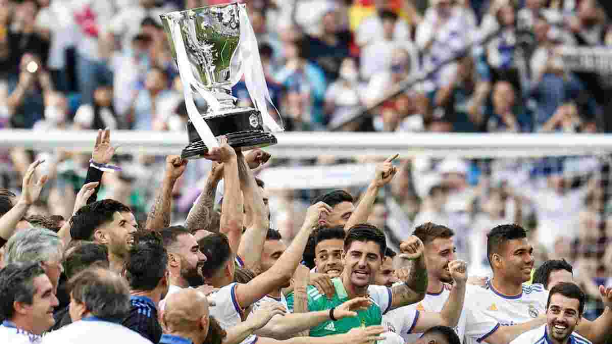 Реал відмовився від чемпіонського трофею у наступному матчі Ла Ліги – клуб Луніна "наїхав" на Федерацію і домігся свого