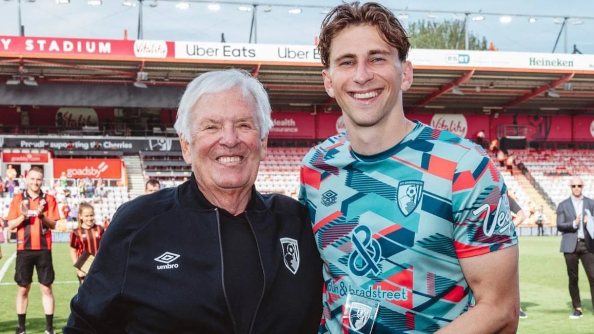 Илья Забарный / фото: ФК Борнмут