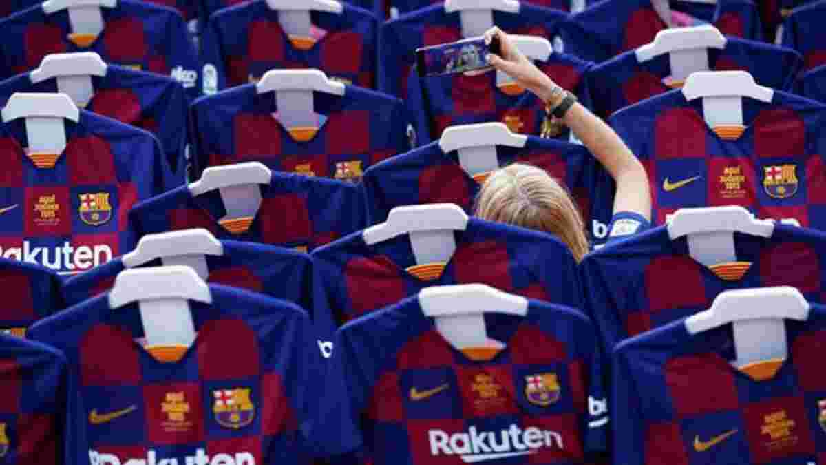 "Мое сиденье было полное дерьма": Барселона разочаровала фанатов грязной кампанией по продаже реликвий Камп Ноу