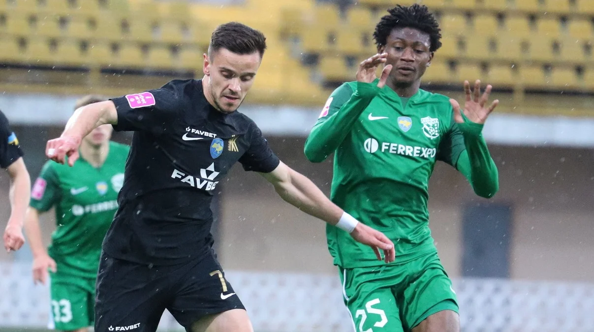 Наджееб Якубу (справа) / фото: Колос