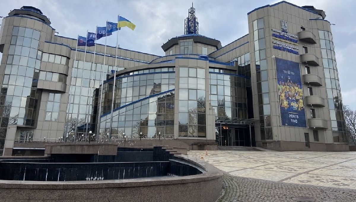 Українська асоціація футболу / Фото П. Кубанова