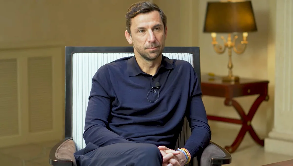 Дарио Срна / Стоп-кадр из видео