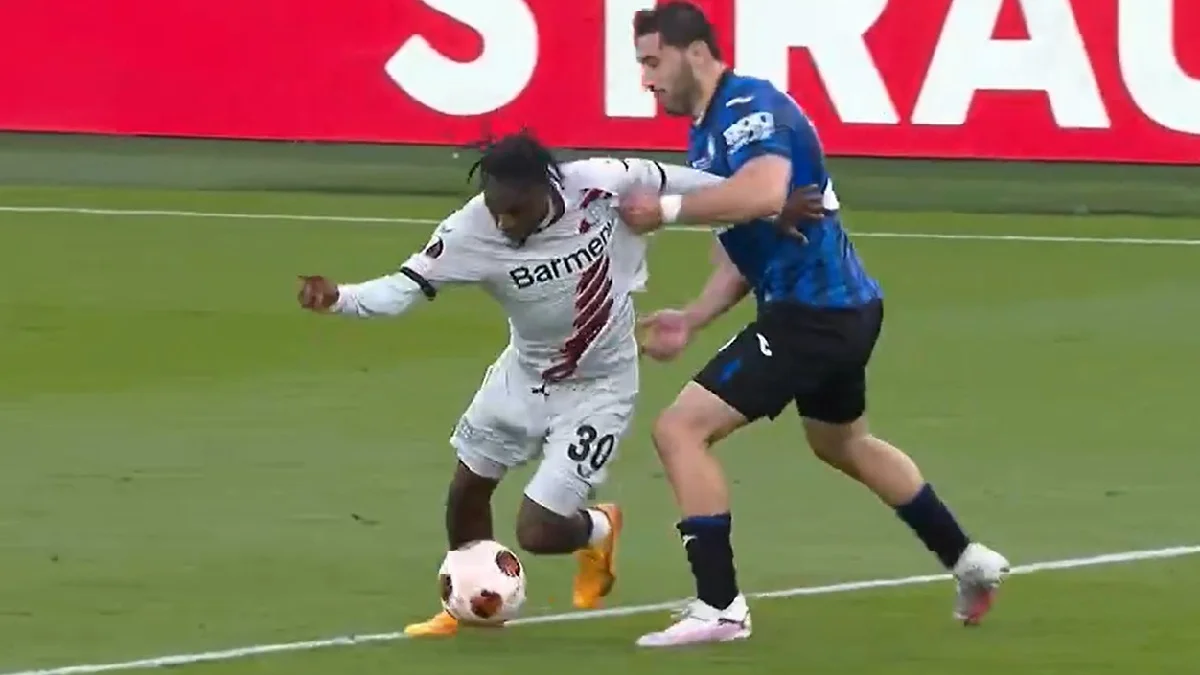 Аталанта – Байєр – 3:0 / Стоп-кадр з відео