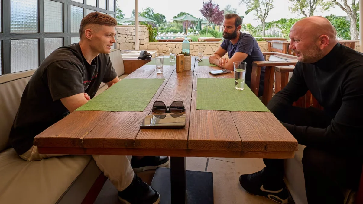 Виктор Цыганков (слева) / фото: EddY KeleleDIARIO AS