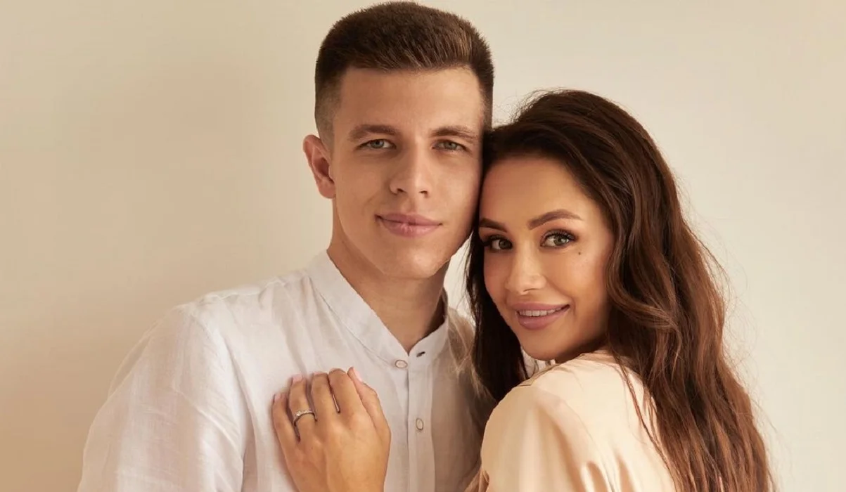 Олександр Піхальонок із коханою / Instagram