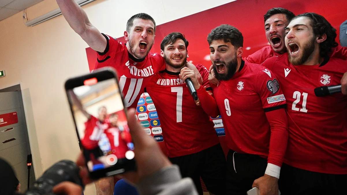 Хвіча Кварацхелія у складі збірної / Getty images