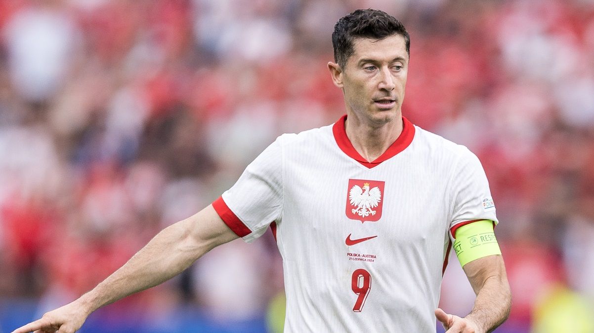 Роберт Лєвандовскі / Photo by Foto Olimpik/NurPhoto via Getty Images