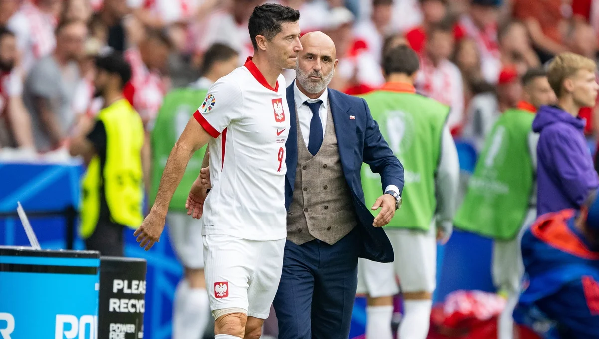 Роберт Лєвандовскі та Міхал Пробєж / фото: Mateusz Slodkowski/Getty Images