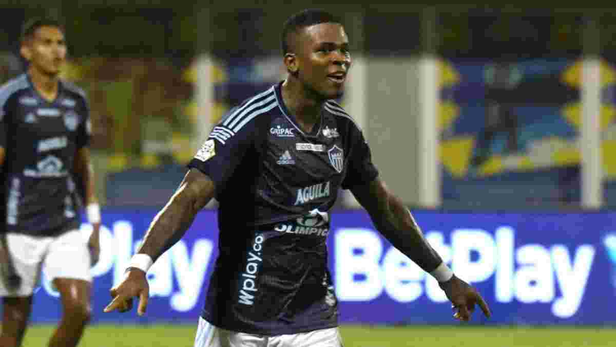 Динамо официально объявило о трансфере колумбийского защитника