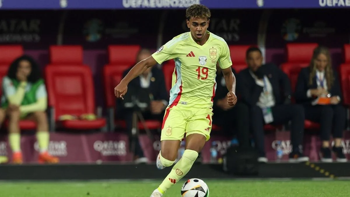 Ламін Ямал / Pro Shots