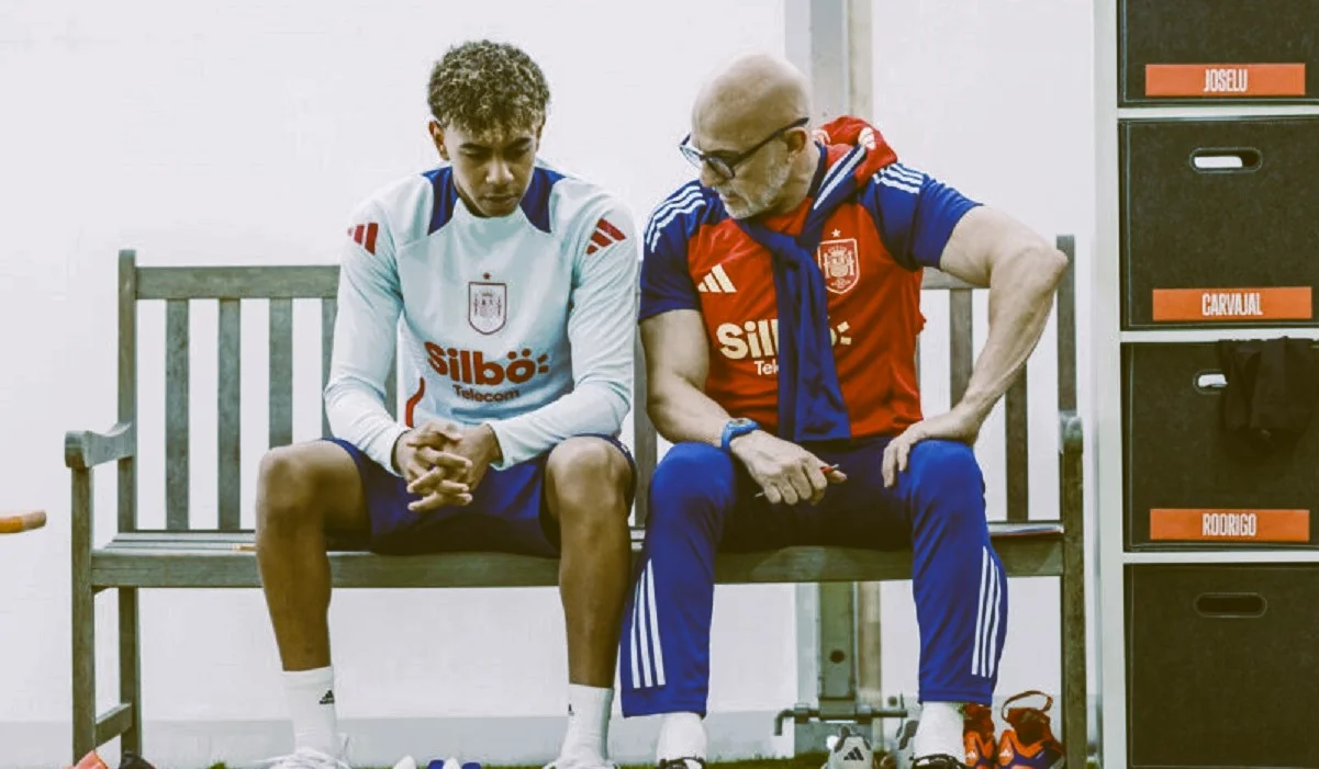 Луїс де ла Фуенте і Ламін Ямал / DONAUESCHINGEN. EFE/RFEF