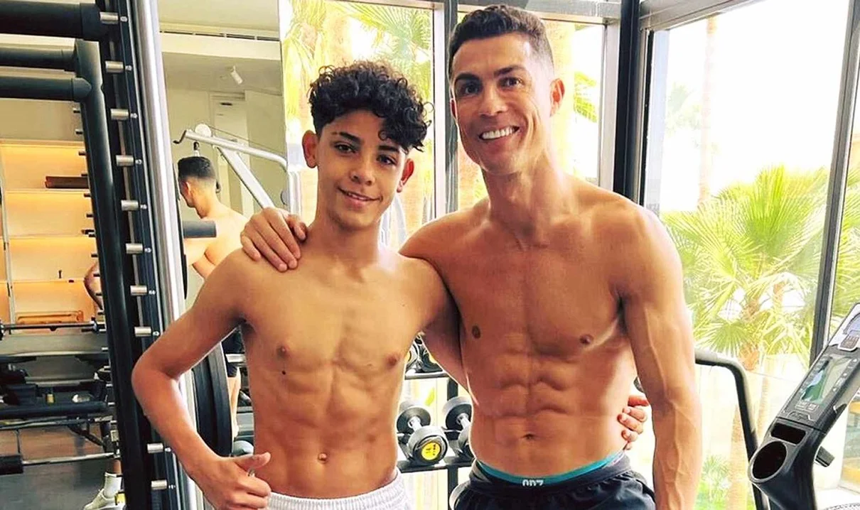 Роналду с сыном / Фото из соцсетей