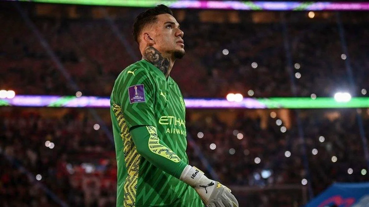 Едерсон / Pro Shots