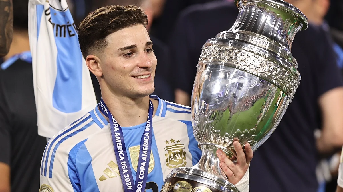 Хулиан Альварес / Photo by Omar Vega/Getty Images