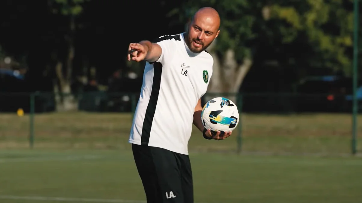 Имад Ашур / Стоп-кадр из видео