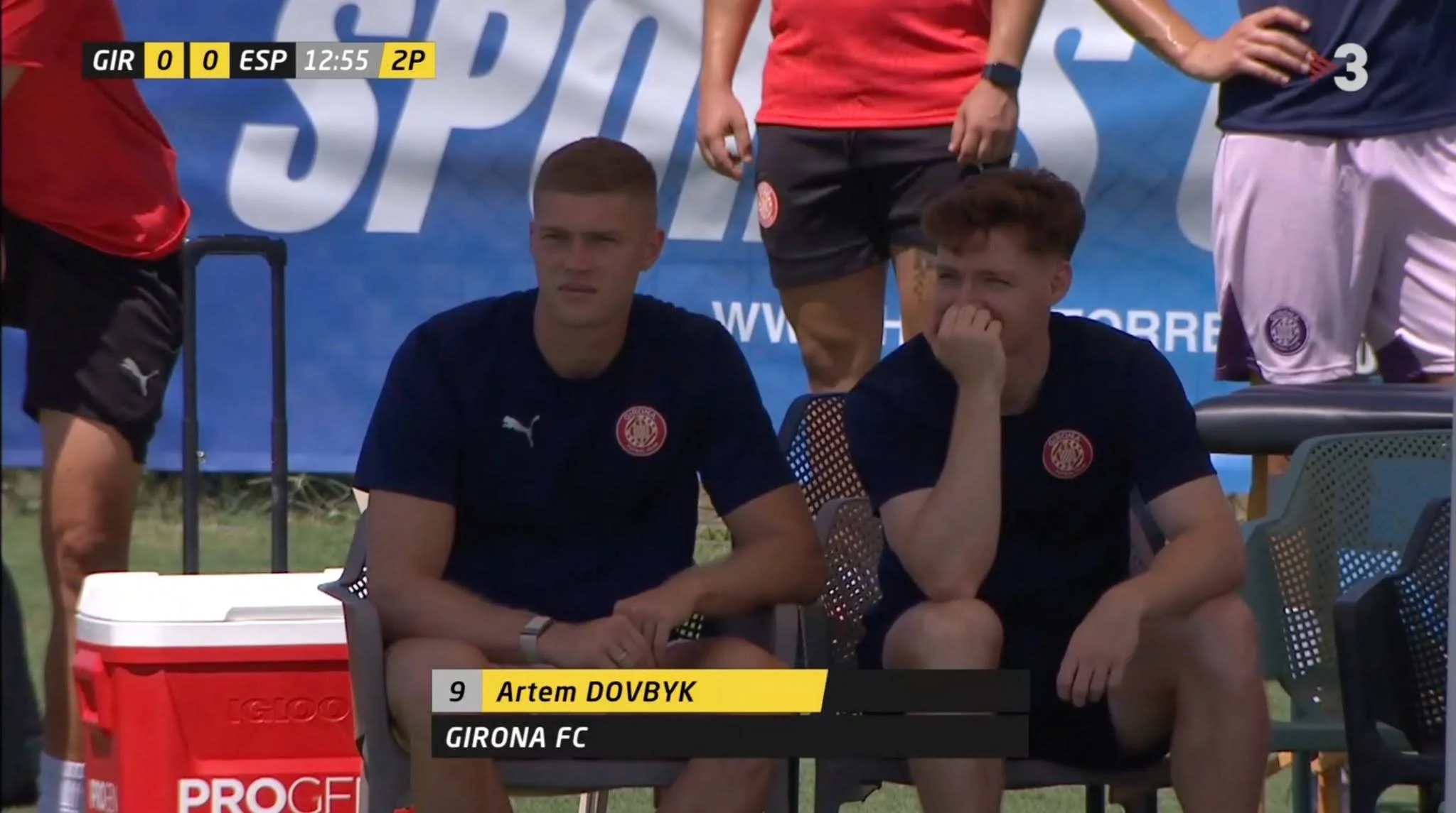 Довбик та Циганков у ролі глядачів на дербі