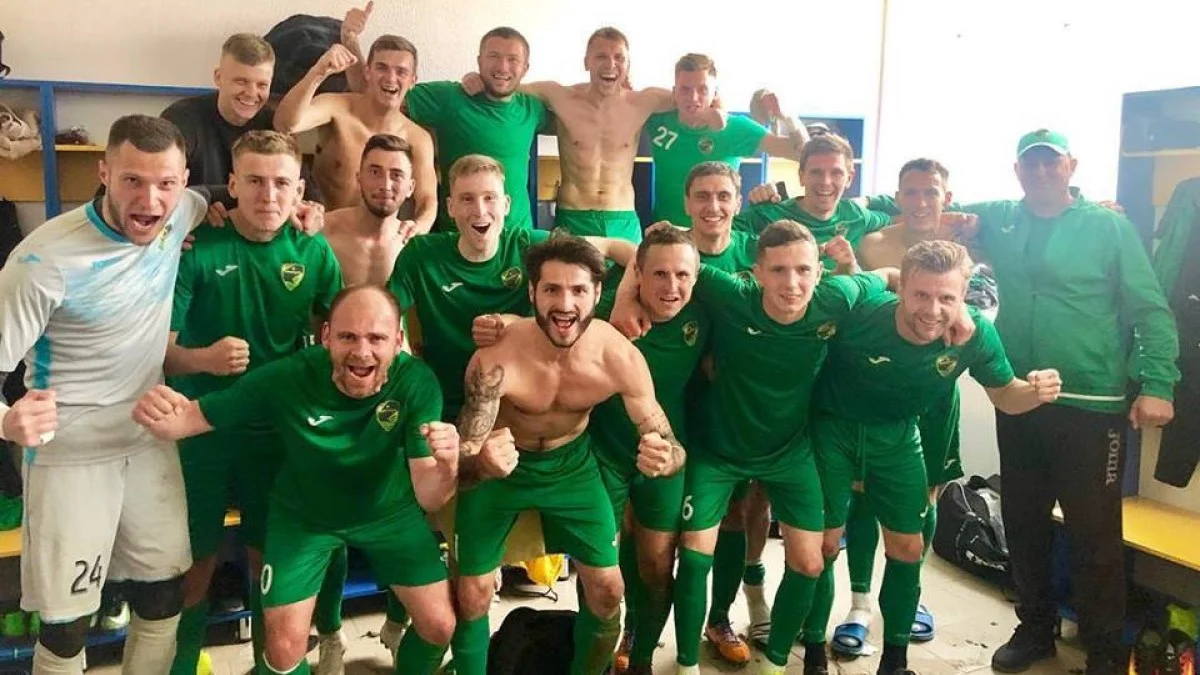 Игроки Прикарпатья / фото: ФК Прикарпатье