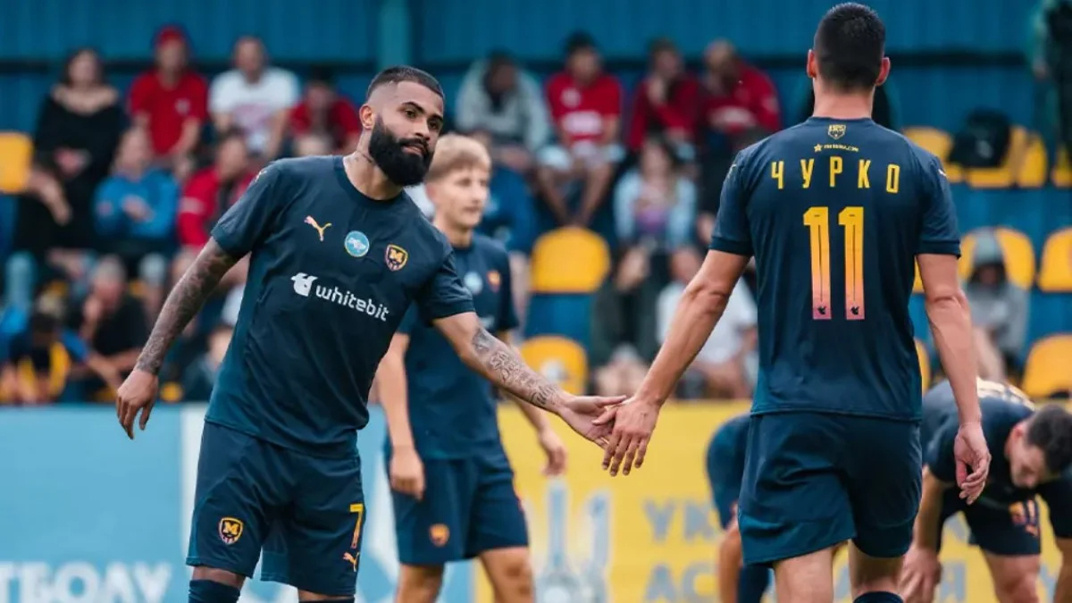 Игроки Металлиста 1925 / фото: ФК Металлист 1925