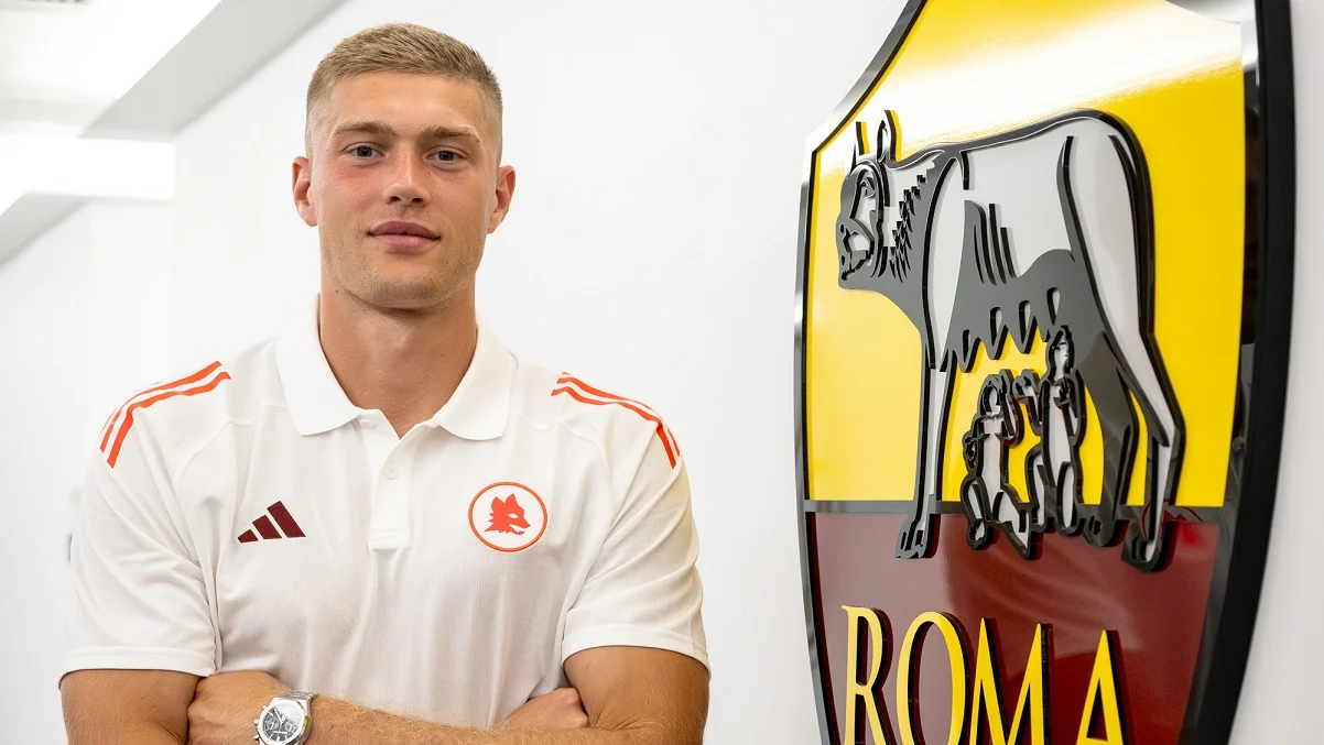 Артем Довбик / Photo by Fabio Rossi/AS Roma via Getty Images