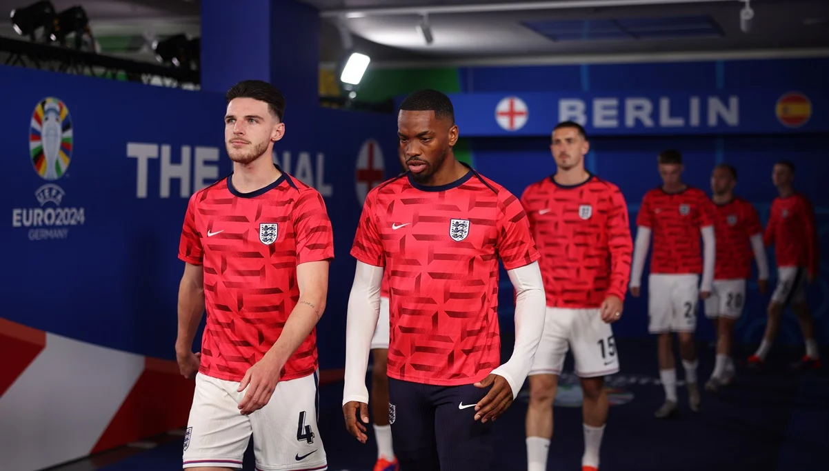 Игроки "трех львов" / фото: Alex Pantling - UEFA/UEFA via Getty Images