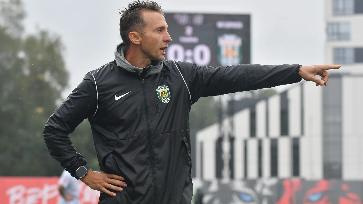 Наставник Карпат Владислав Лупашко / ФК Карпати