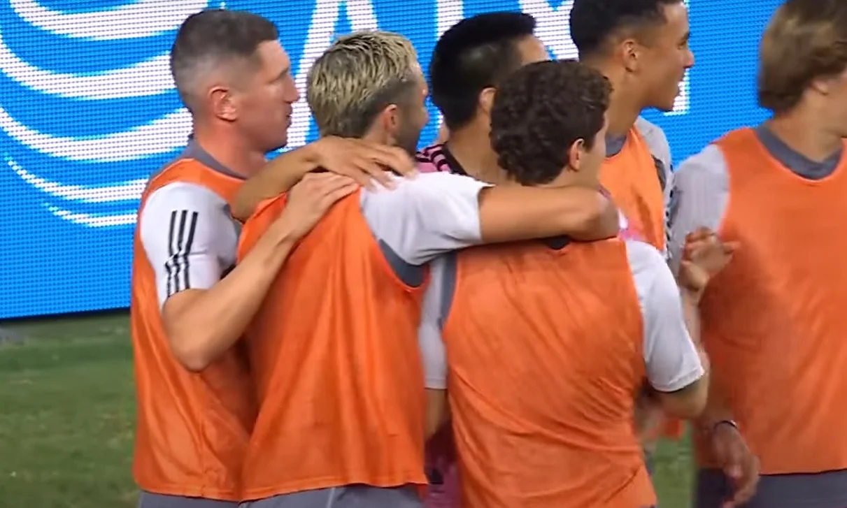 Кривцов еще радуется с партнерами / Скрин