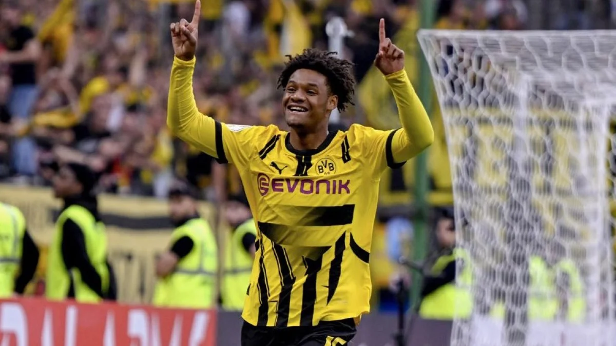 Жульен Дюранвиль / фото: ФК Боруссия Дортмунд