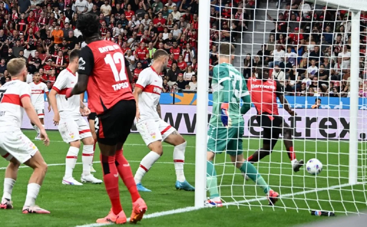 Байєр – Штутгарт 2:2, 4:3 в серії пенальті / Фото IMAGO/Gerhard Schultheiß