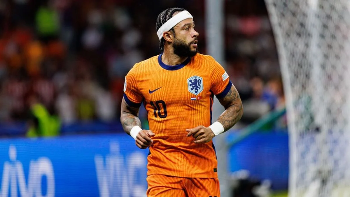 Мемфіс Депай / Pro Shots