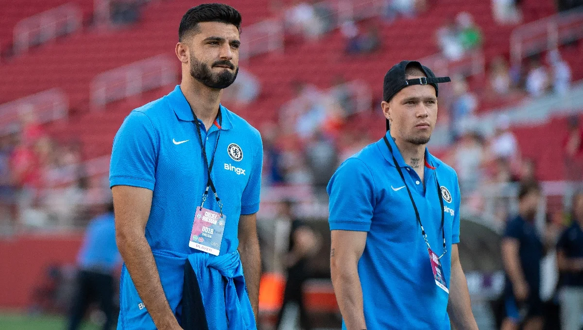 Армандо Броя і Михайло Мудрик / Photo by Lyndsay Radnedge/ISI Photos/Getty Images