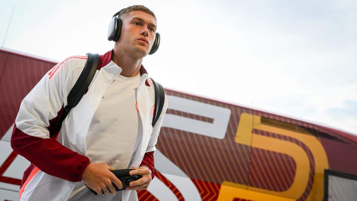 Артем Довбик / Photo by Fabio Rossi/AS Roma via Getty Images