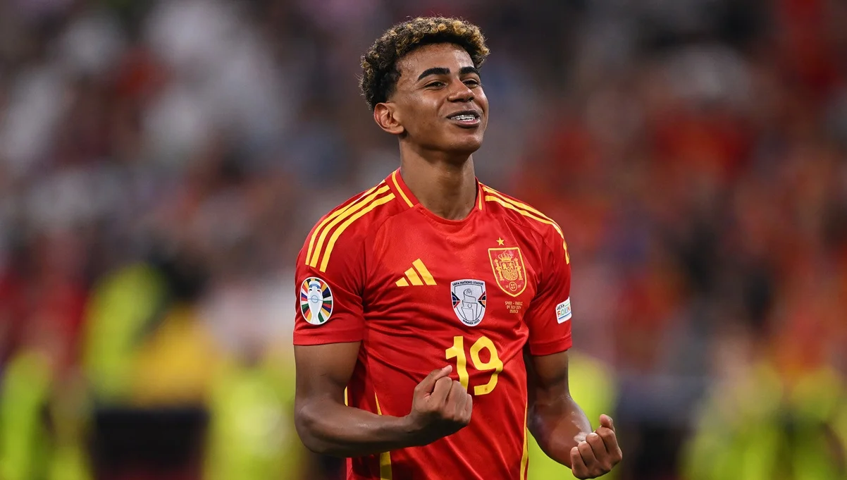 Ламін Ямал / фото: Getty images