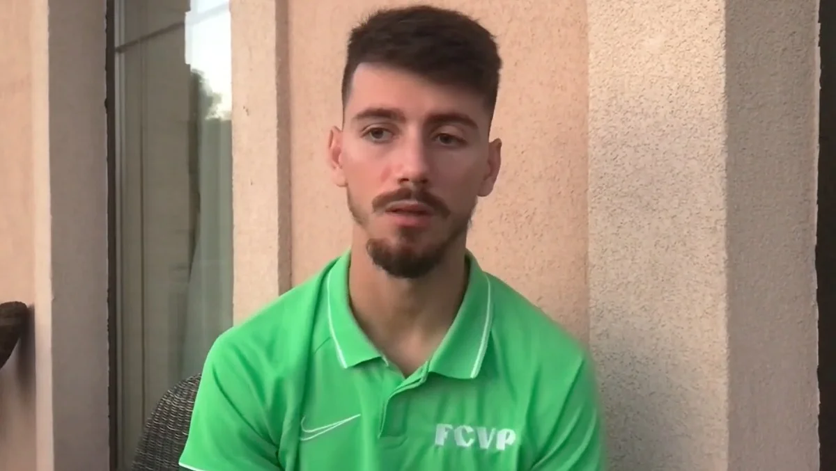 Еннур Тотре / Стоп-кадр з відео