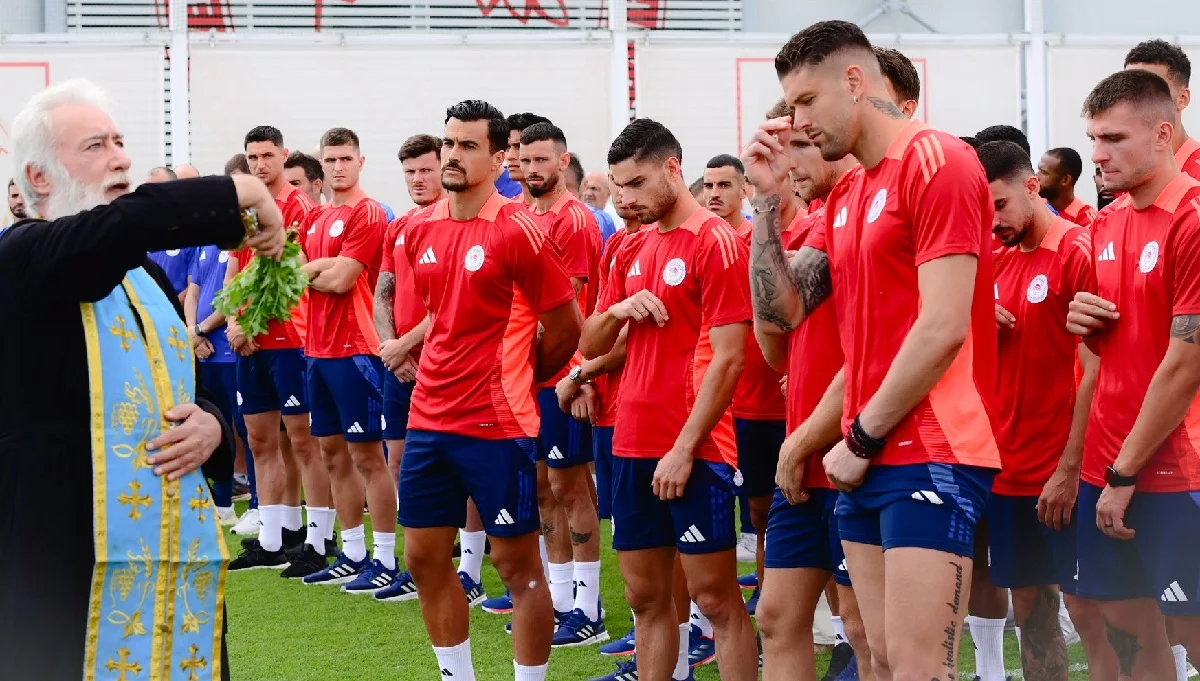 Олімпіакос / ФК Олімпіакос