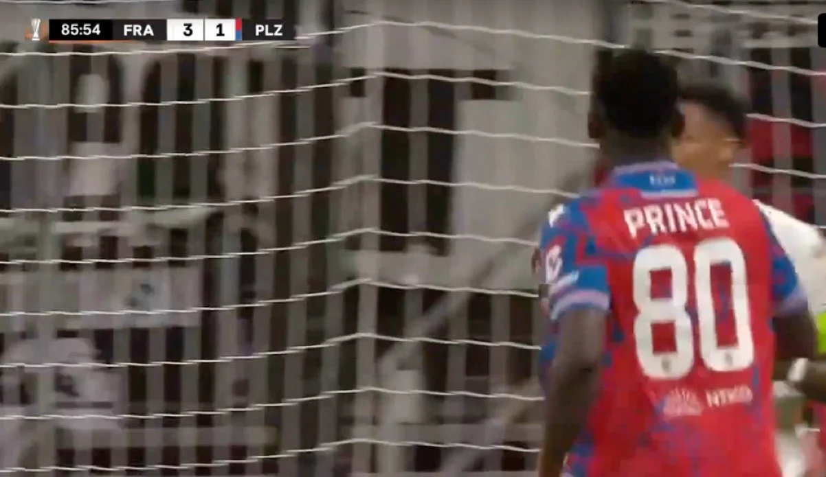 Прінс Аду / Скрін