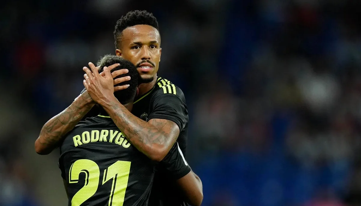 Едер Мілітао та Родріго / фото: EFE/Enric Fontcuberta