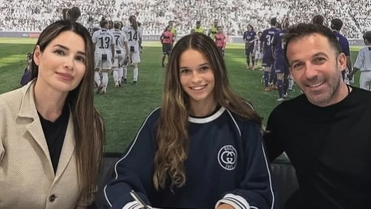 Доротея Дель Пьеро с отцом / Скриншот