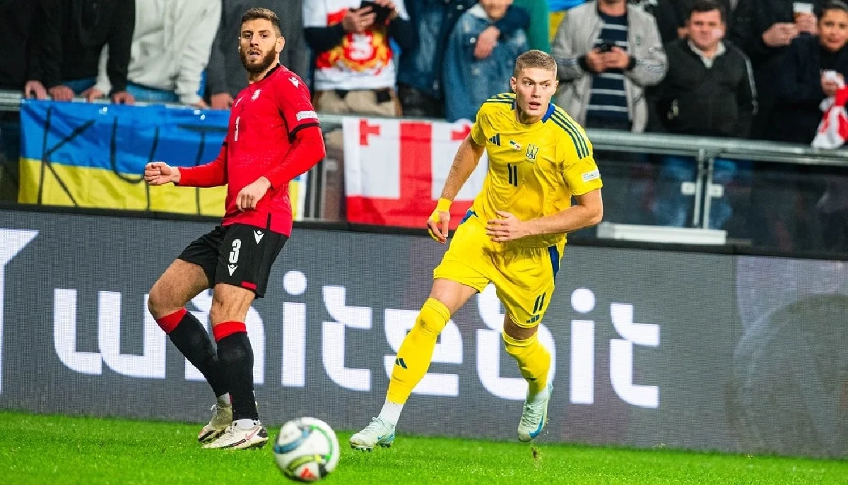 Артем Довбик (справа) / Фото Д. Балашова