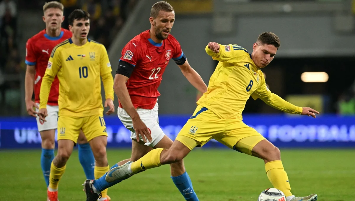 Шапаренко та Судаков про чехів / фото: SERGEI GAPON/AFP via Getty Images