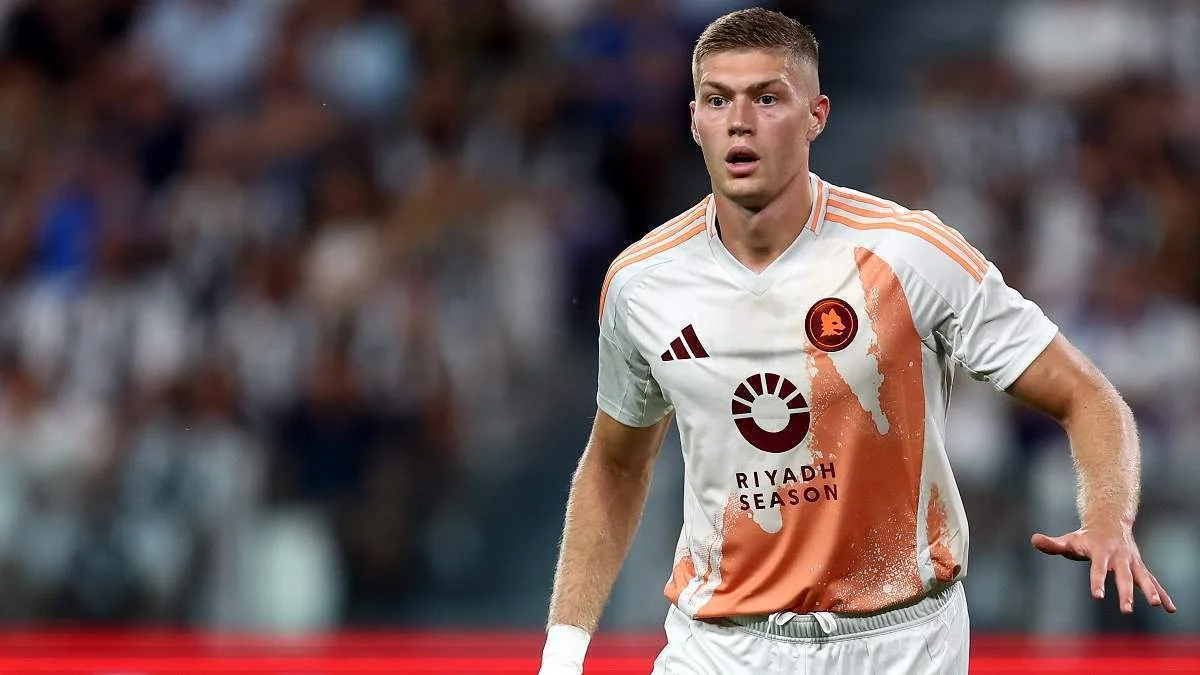 Артем Довбик / DeFodi Images via Getty Images