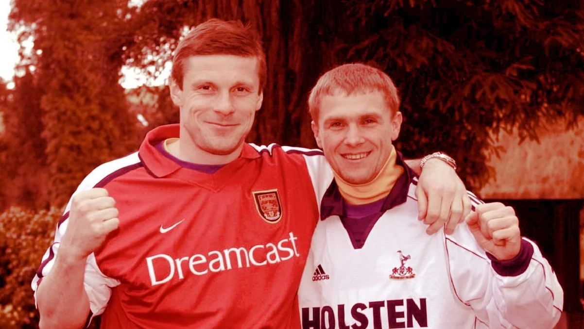 Олег Лужний (Арсенал) і Сергій Ребров (Тоттенхем) / Фото з відкритих джерел