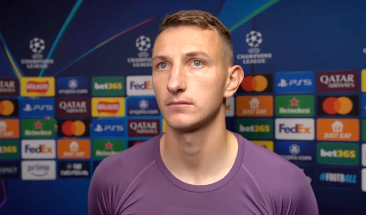 Дмитро Різник / Скрін