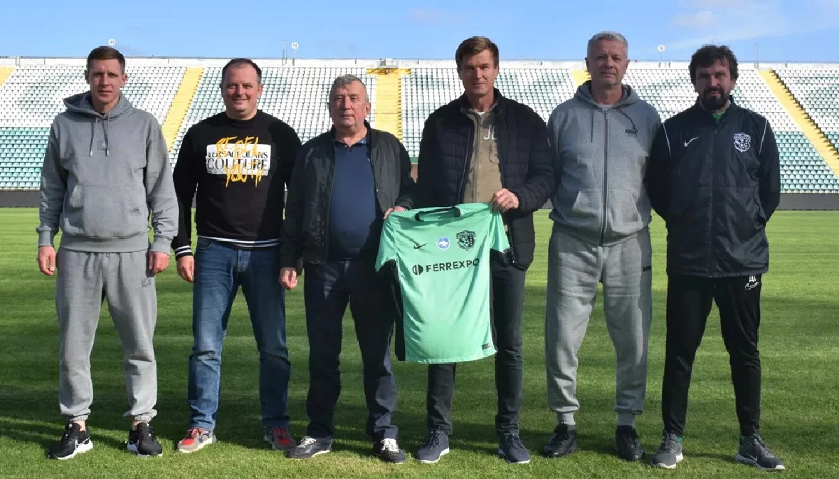 Юрий Максимов (в центре) / ФК Ворскла