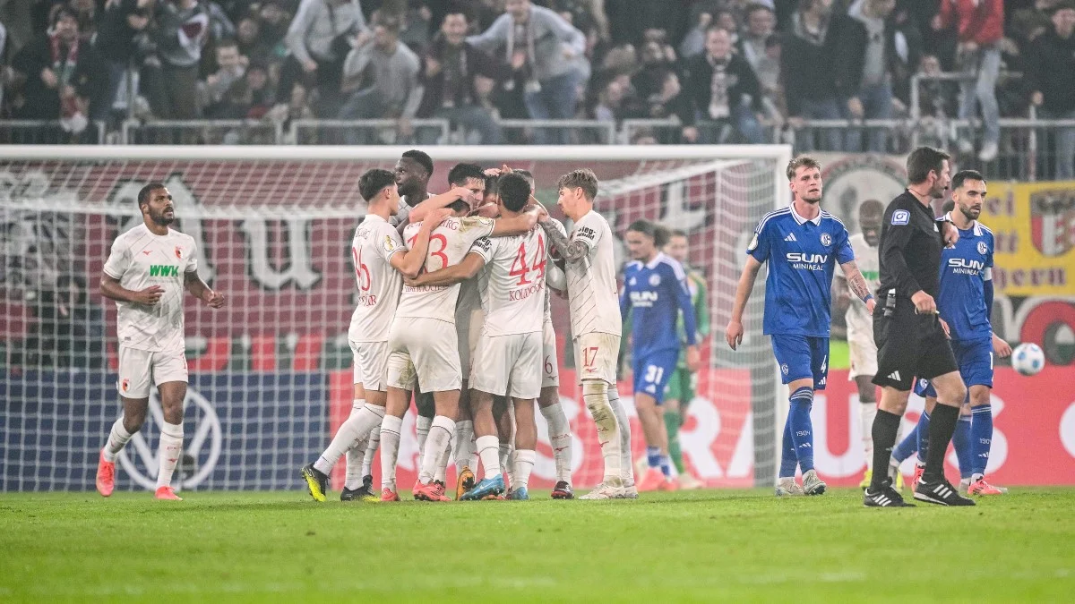 Аугсбург – Шальке – 3:0 / Photo by Harry Langer/picture alliance via Getty Images