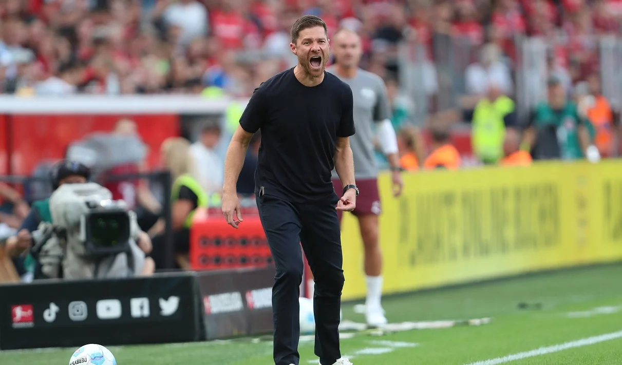 Хабі Алонсо / Photo by Oliver Kaelke/DeFodi via Getty Images