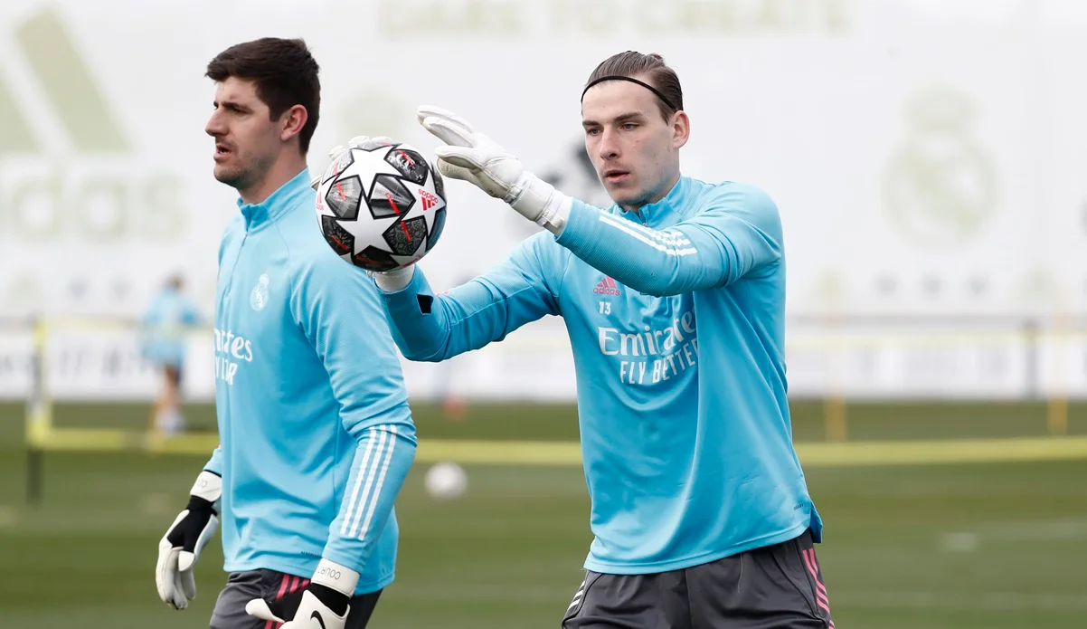 Андрій Лунін та Тібо Куртуа / фото: Antonio Villalba/Real Madrid via Getty Image