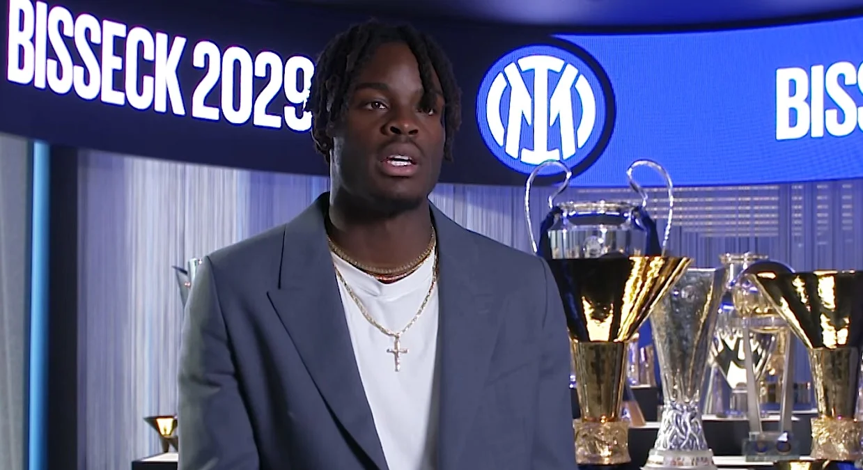 Ян Биссек / Скрин