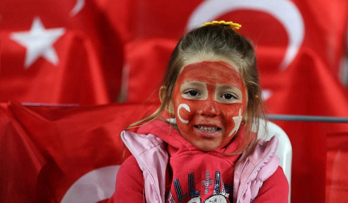 Турецька вболівальниця чекає на перемогу / Фото Олександра Москаленка, Футбол 24